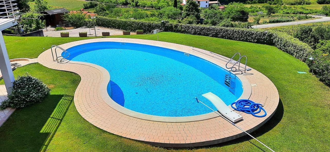 Relax Vila Kampel โคเปร์ ภายนอก รูปภาพ
